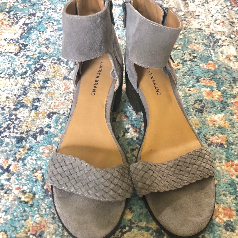 LUCKY BRAND grey suede heels